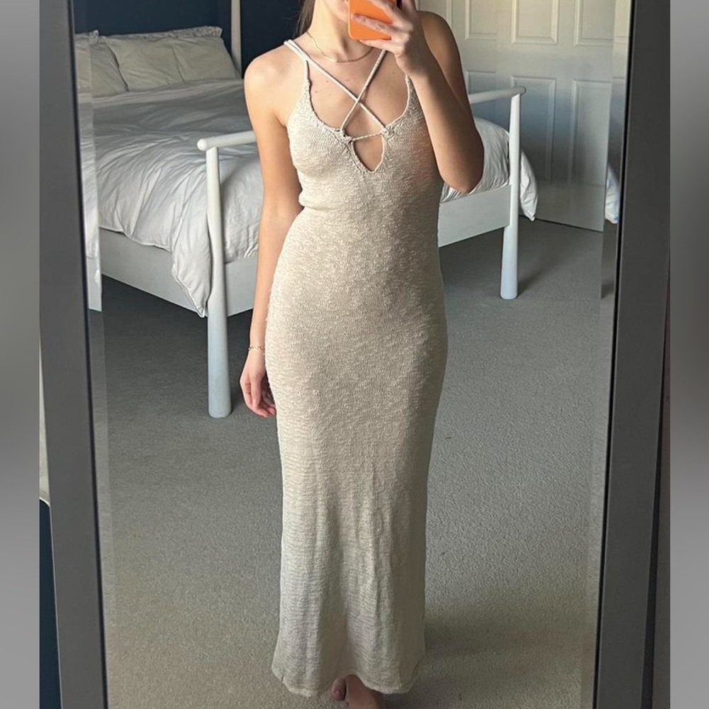 Beige Knit Midi Dress - Small